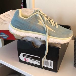 Altar Escalante zero drop running shoes size 6.5
